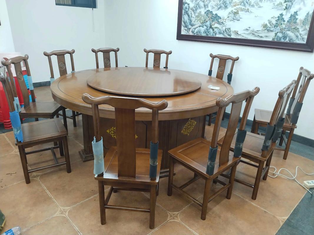 2.2 米水印花款电动餐桌配全橡官帽椅 尊贵生活尽显大宅风范 —— 实拍返图解析，匠心品质一目了然